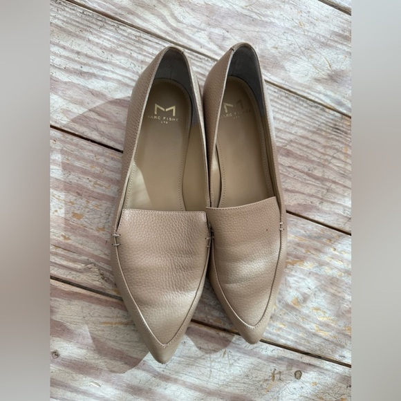 Marc Fisher Zurri Pointy Toe Loafer size 7 - Picture 3 of 6